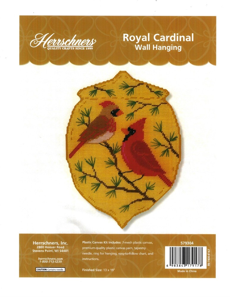 ROYAL CARDINAL WALL HANGING  plastic canvas  PATTERN (#TF0493)