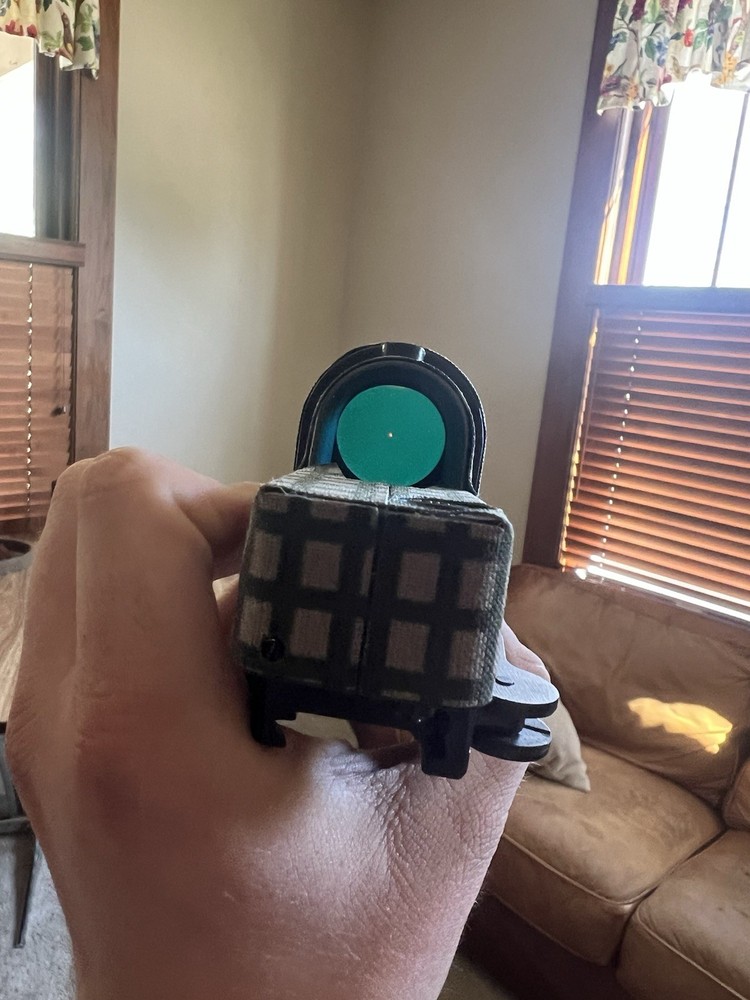 Meprolight M21 Amber Triangle Reflex Sight