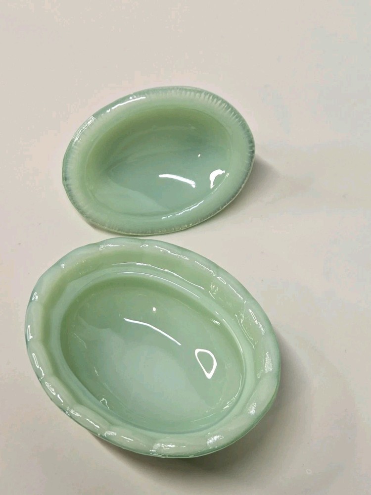 Mini Hen Chick on Nest Jadeite Salt Cellar