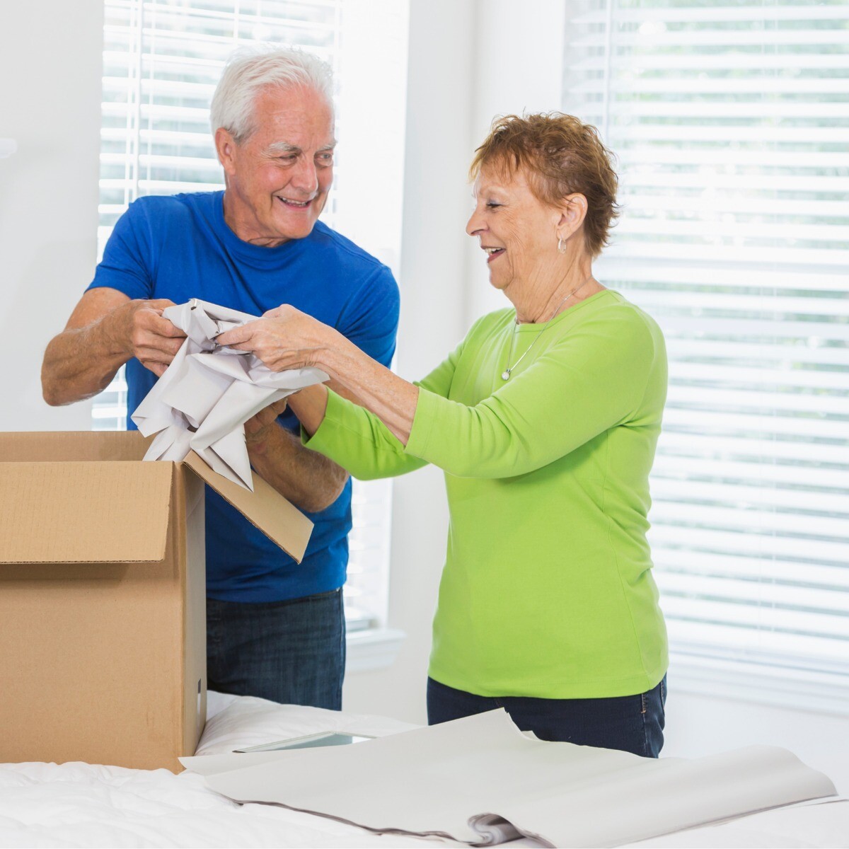 UBMOVE 100 lbs of Newsprint Paper Packing Shipping Moving Paper