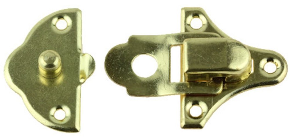 Small Snap Catch - Brass Plated - 1 1/2" (1175)