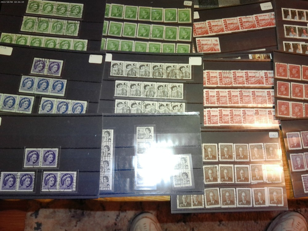 CANADA STAMP LOT USED/MINT