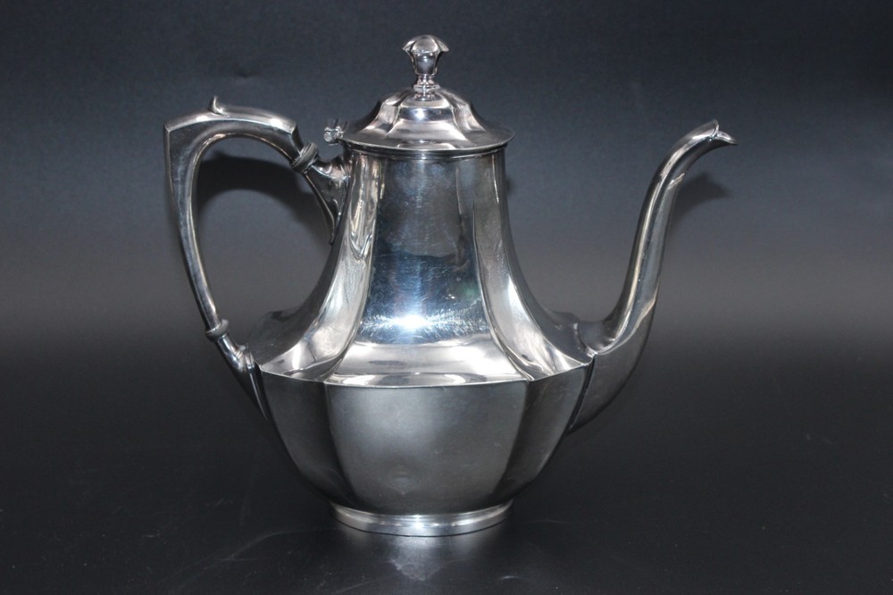 Vintage 4 pc. Silver Plate Tea Set by Wallace / V579 Pattern - Used