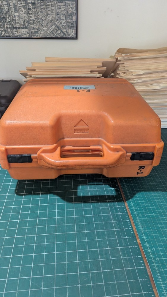 Pentax R-322NX Total Station R1