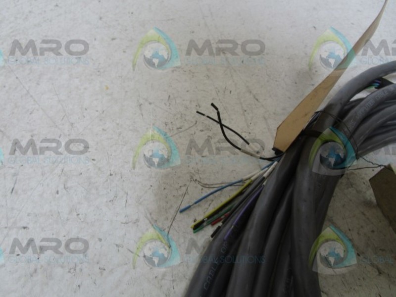 SCHNEIDER AUTOMATION MODICON MC-SSSA-025 CABLE NSNP