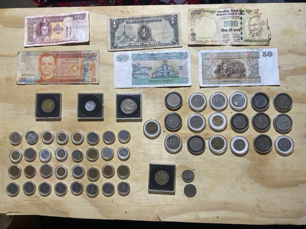 Far East Currency Lot