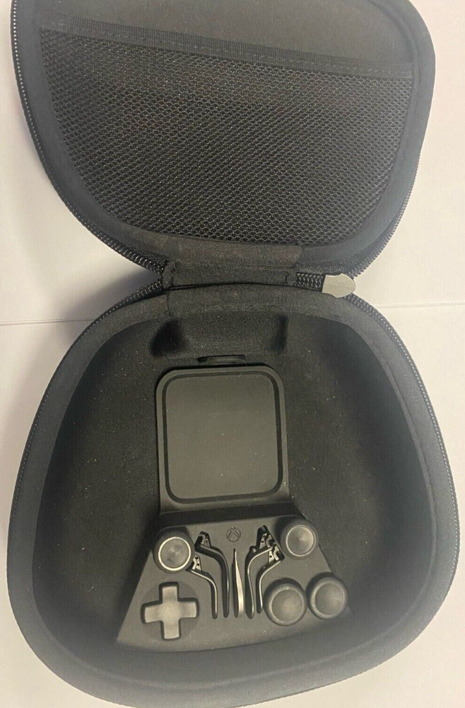 XBOX ELITE SERIES 2 CONTROLLER CARRYING CASE WITH Acessories