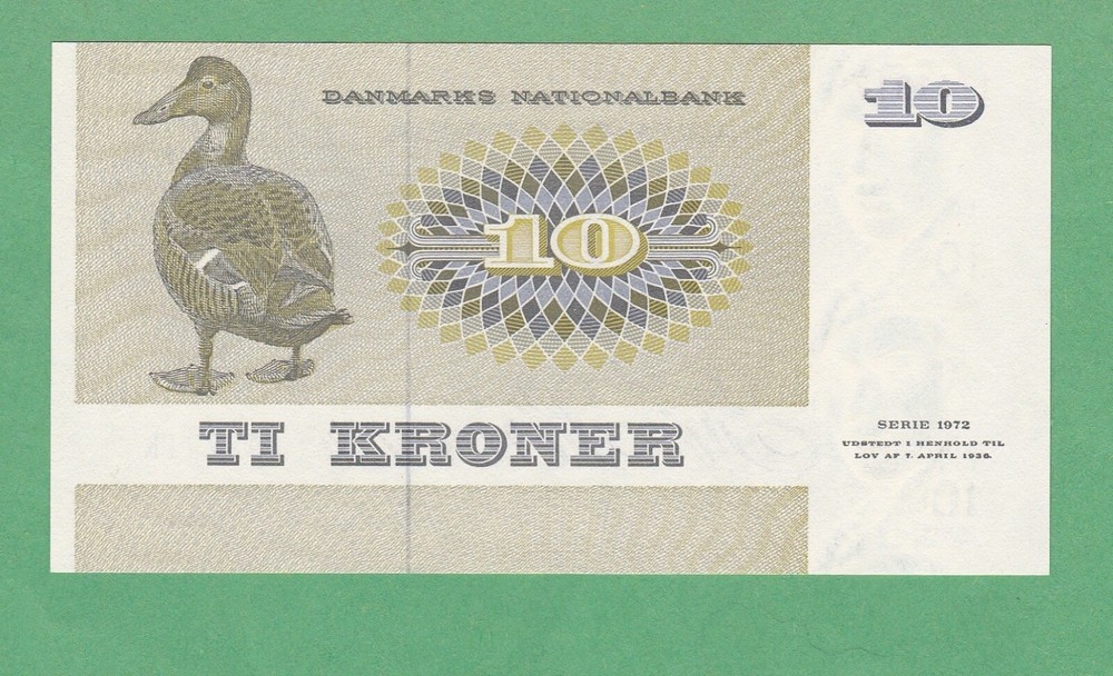 Denmark 10 Kroner Note P-48a (19)72 UNCIRCULATED