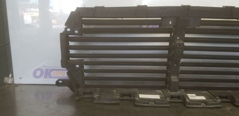 19 FORD F150 3.0L UPPER AIR SHUTTER ASSEMBLY