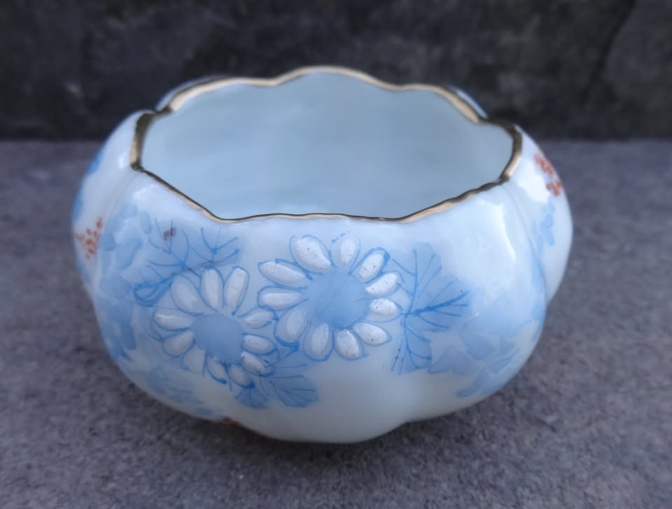 Pumpkin-Shaped Porcelain Open Salt Dip, Cellar, Dish w/Swirl on Base!