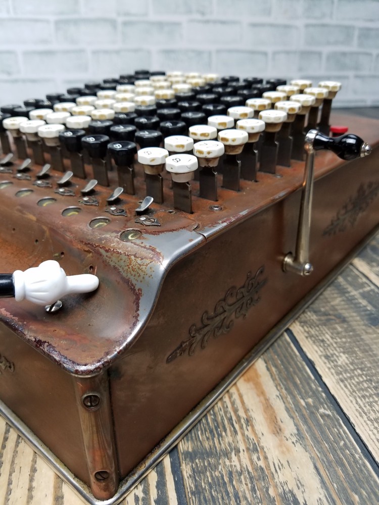 Antique Felt & Tarrant Mfg Chicago Comptometer Adding Calculator Machine **READ*