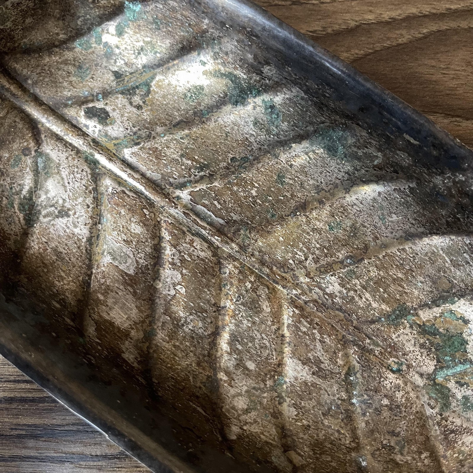 Vintage International Silver Co Leaf Tray Dish Silverplate Handle Candy Nut