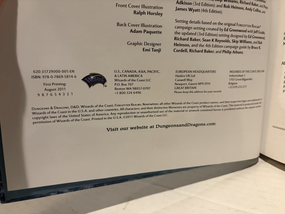 Dungeons & Dragons 4e Neverwinter Campaign Setting New NM w/Map 2011!