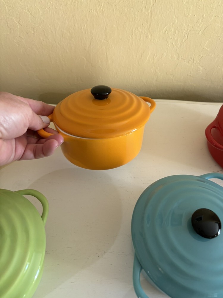 Creative Co-op Stoneware Mini/Individual Baker Dish with Lid