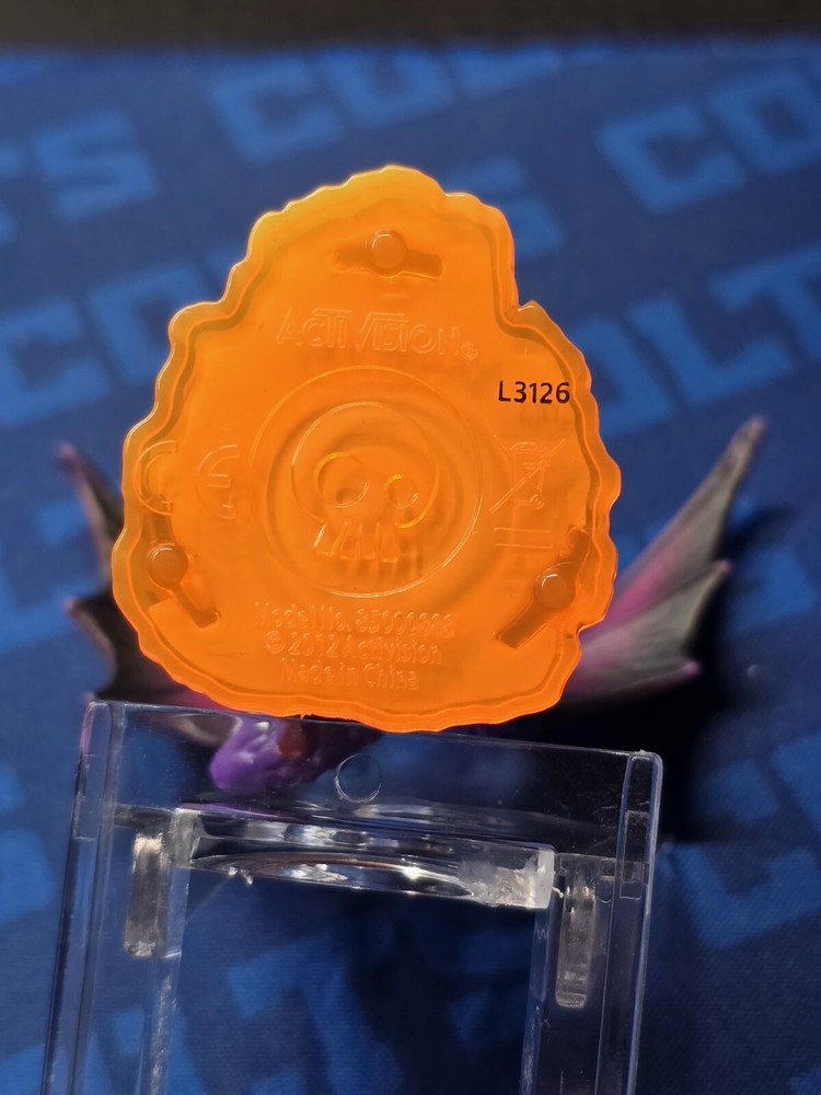 Skylanders Giants(Orange Base)-Element: UnDead 2 Figure Bundle- Activision