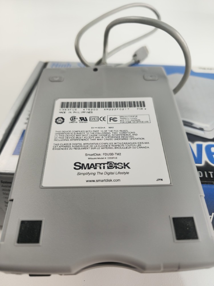SmartDisk External USB Floppy Disk Drive Titanium Edition Windows or Mac