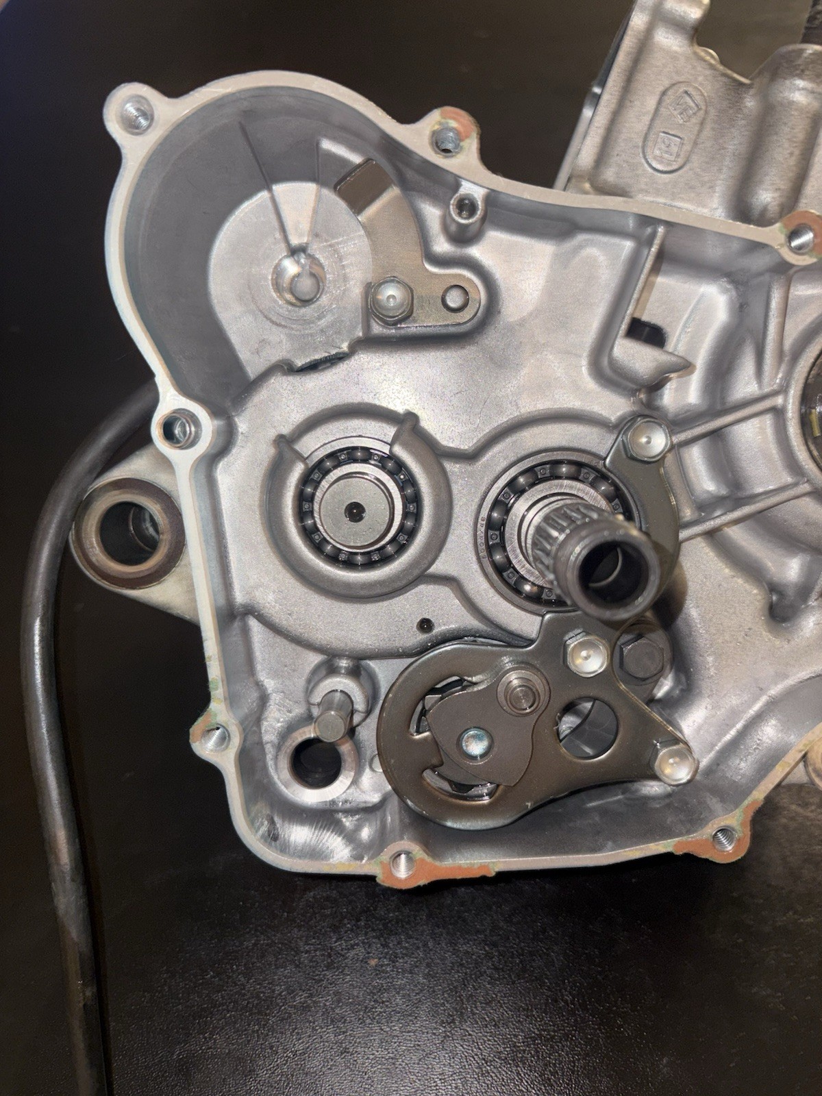 99-02 2002 CR125R CR125 OEM Engine Crankcase Crank Case Bottom End Transmission