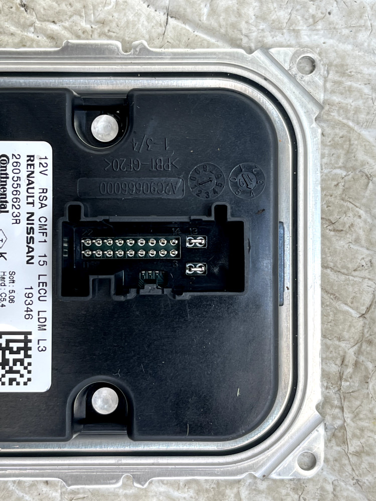 Renault Captur Headlight Ballast Control Module 260556623R Genuine