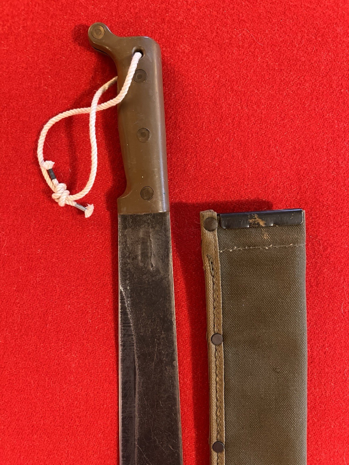 WWII Machete M1942 "TRUE TEMPER 1945")& NOS Unissued "Transitional" Scabbard!
