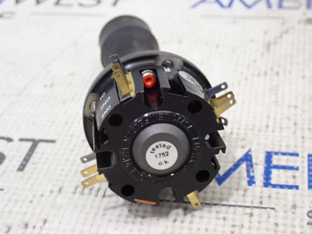 EUCHNER WKT8/4DWC1762 Joystick New