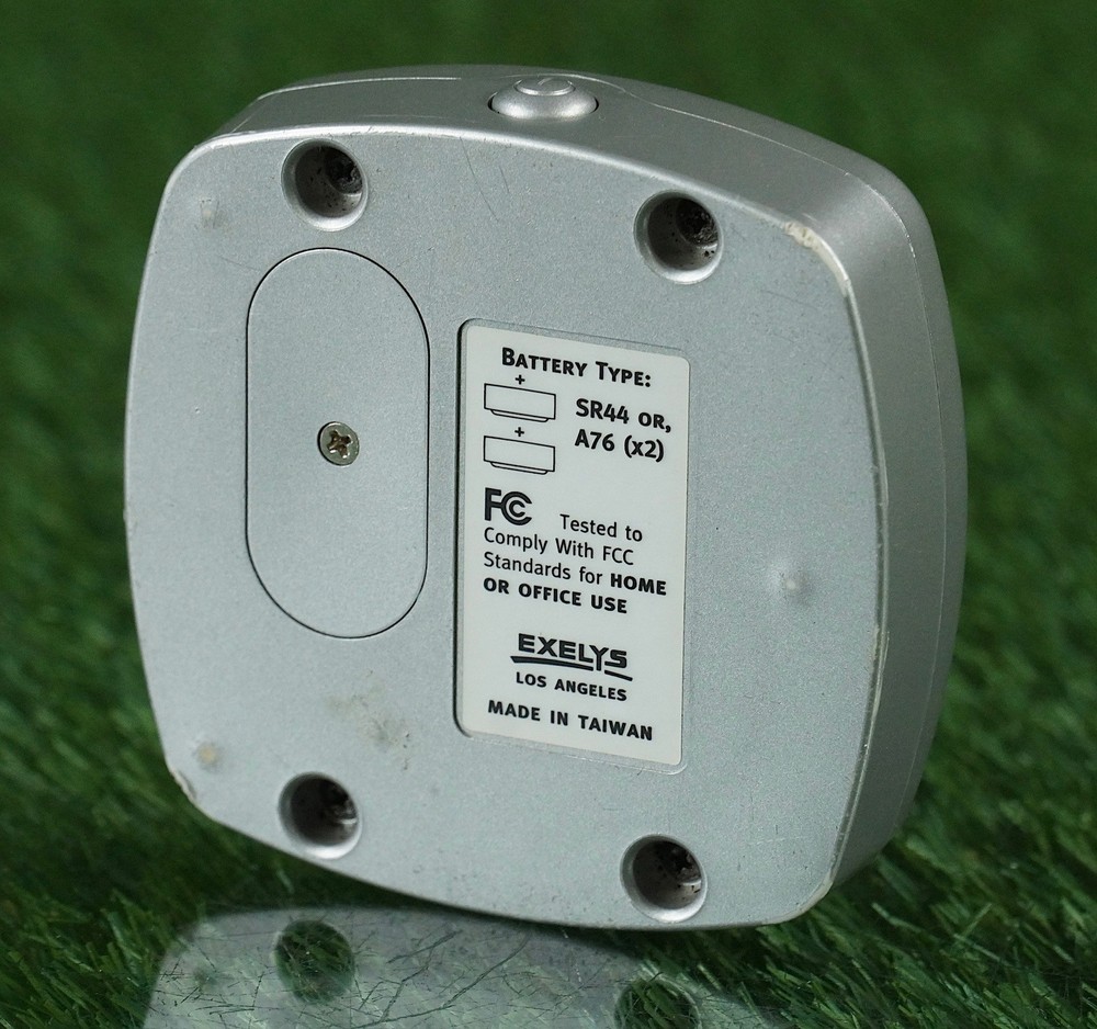 Breakmaster Exelys Digital Putting Green Reader Level Indicator & Carry Case