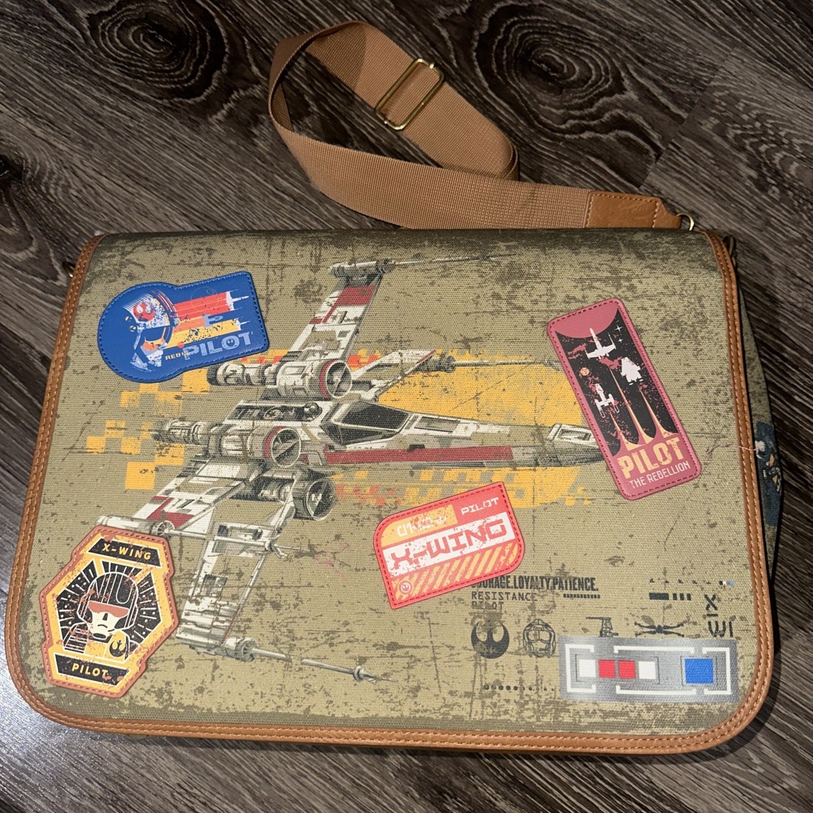 Loungefly Star Wars X-Wing Crossbody/Messenger Bag Purse
