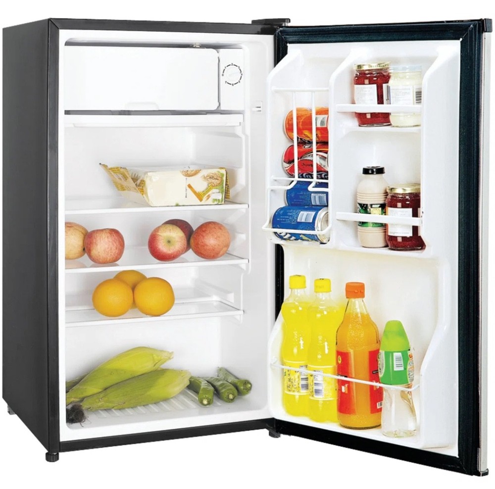 Master Chef Mini Fridge - Good Condition , barely used (open box)