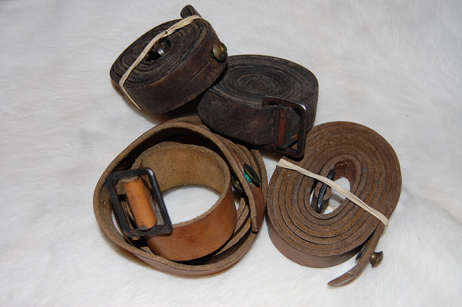 VINTAGE YUGOSLAVIAN MILITARY LEATHER SKS RIFLE SLING - USED SURPLUS