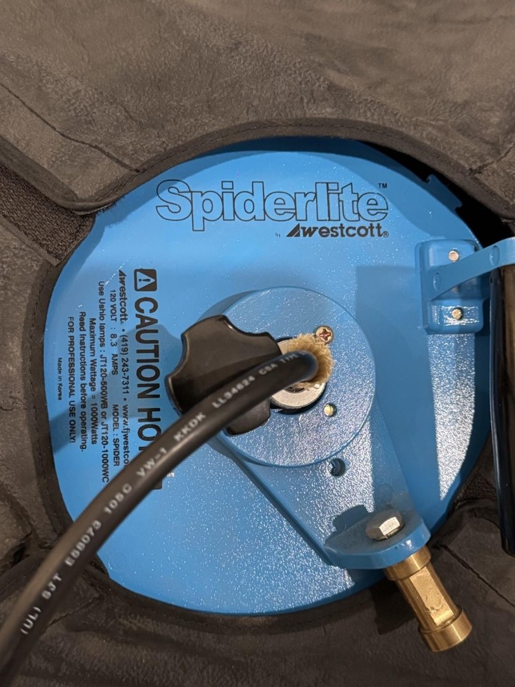 Westcott Spiderlite SPIDER Lighting Fixture W/ SoftBox