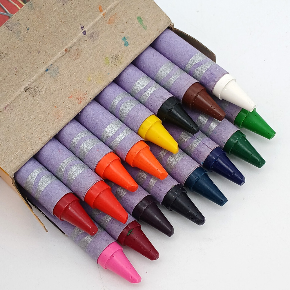 Crayola Spiderman 2 Official Merch 16 ct Crayons 2004