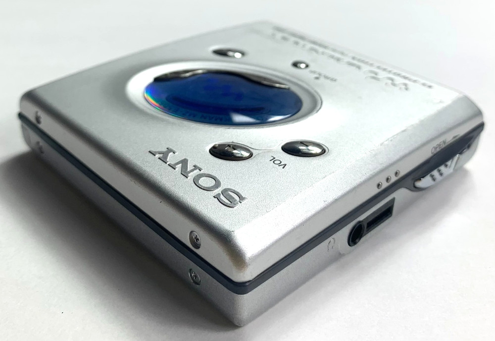 Sony Walkman MZ-E505 Silver Portable MD MiniDisc Player Main Unit Only JUNK