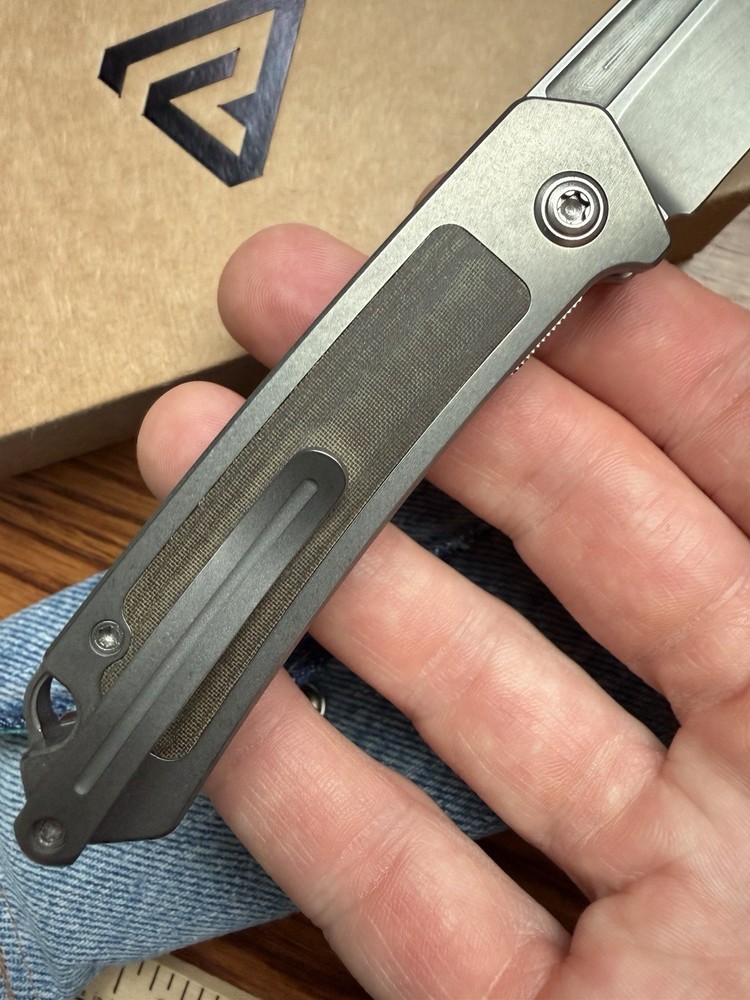 Richard rogers Knives
