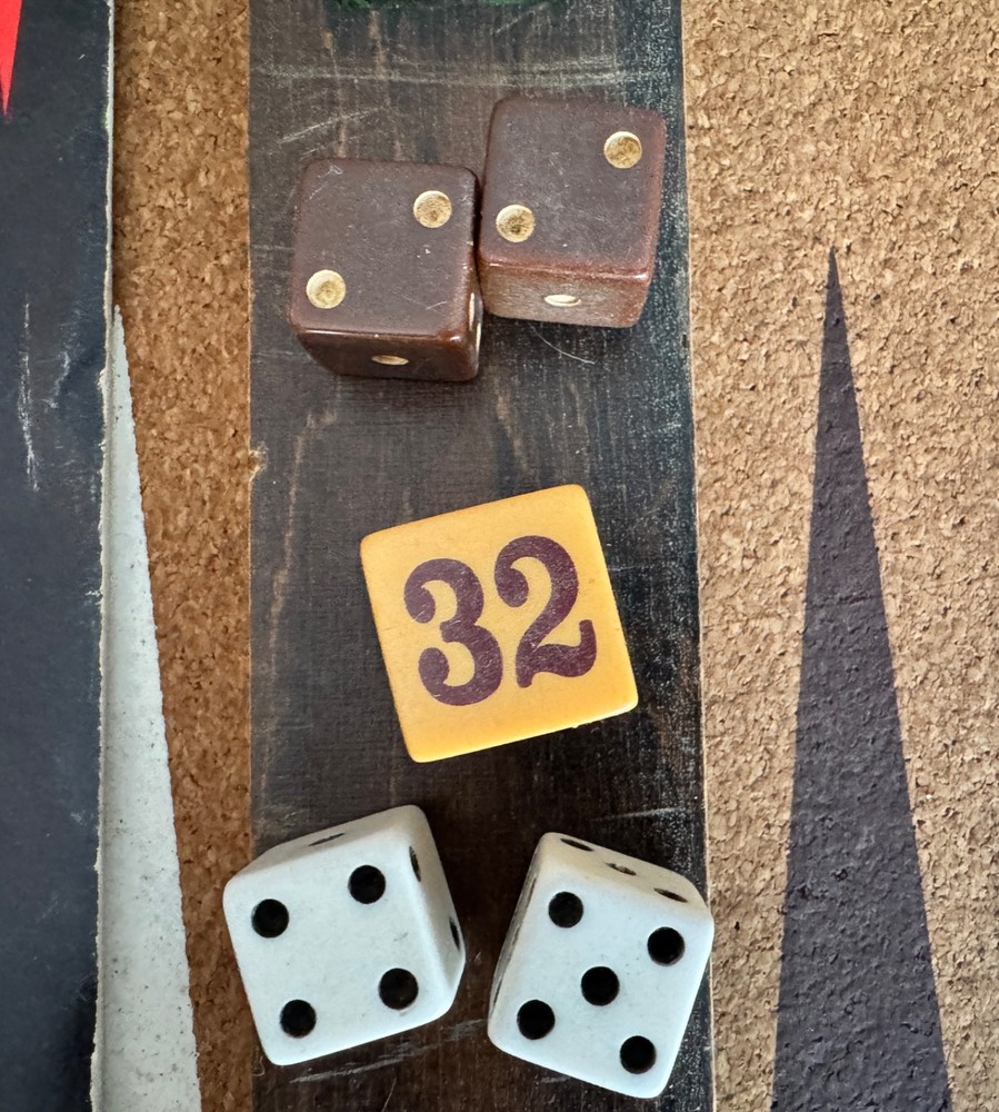 Vintage 1970s Crisloid Backgammon Board & Accessories Bakelite Doubling Cube