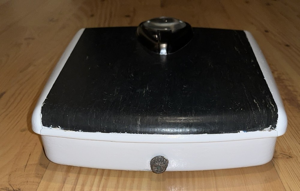 Vintage 1950's Borg Bathroom Scale