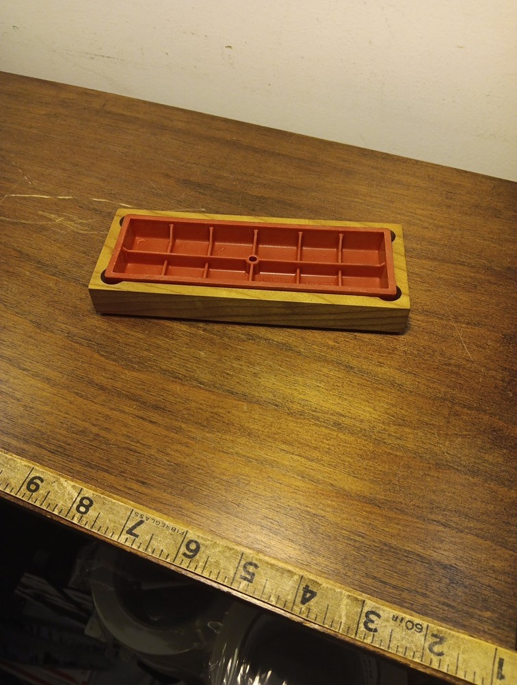 DMT Diamond Sharpening System 6" hone red/fine, with box lid only