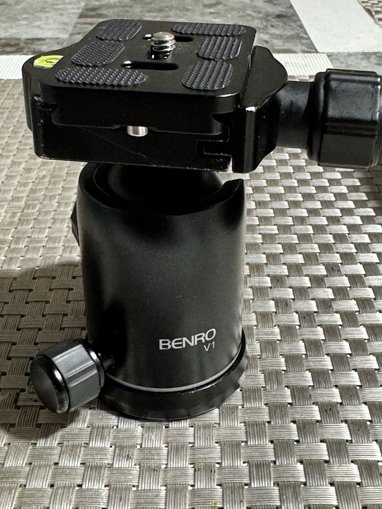 Benro B1 Double Action Ballhead