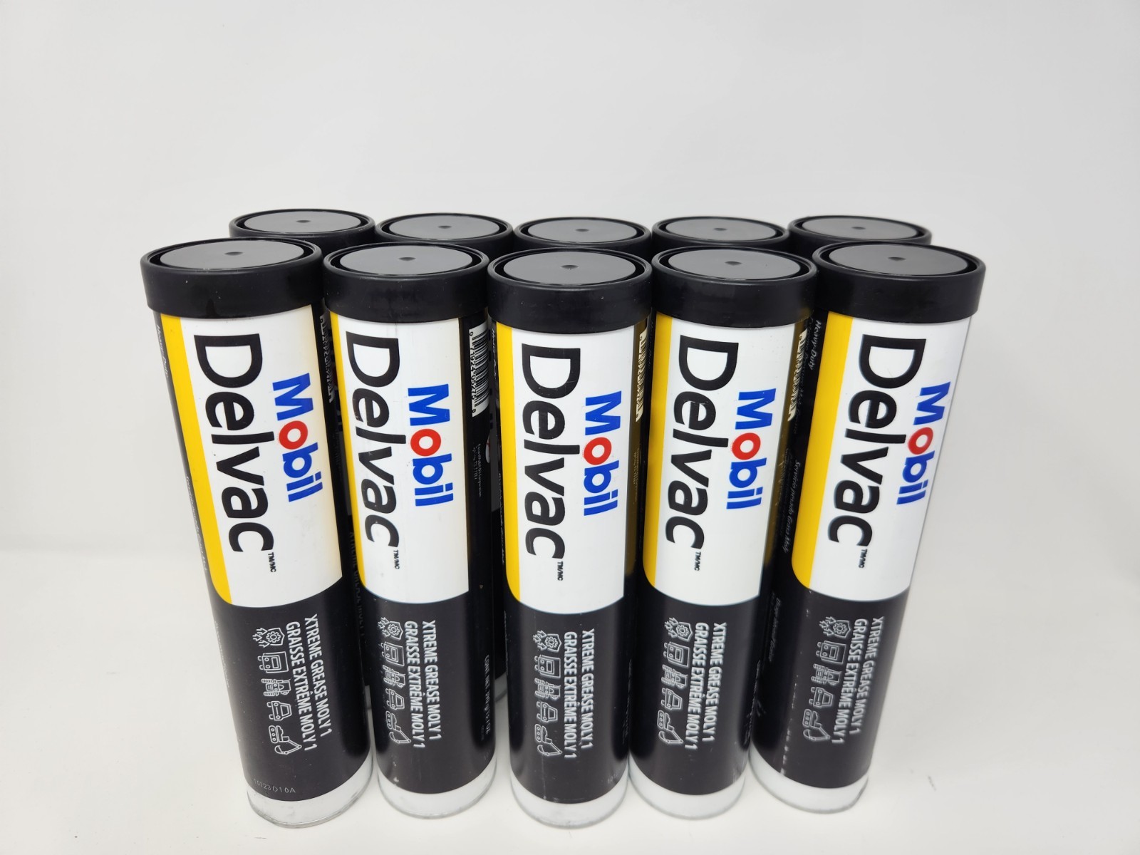 40 x Mobil 1 127310 Mobil Delvac Xtreme Moly 1 Grease, 13.7 oz Tubes