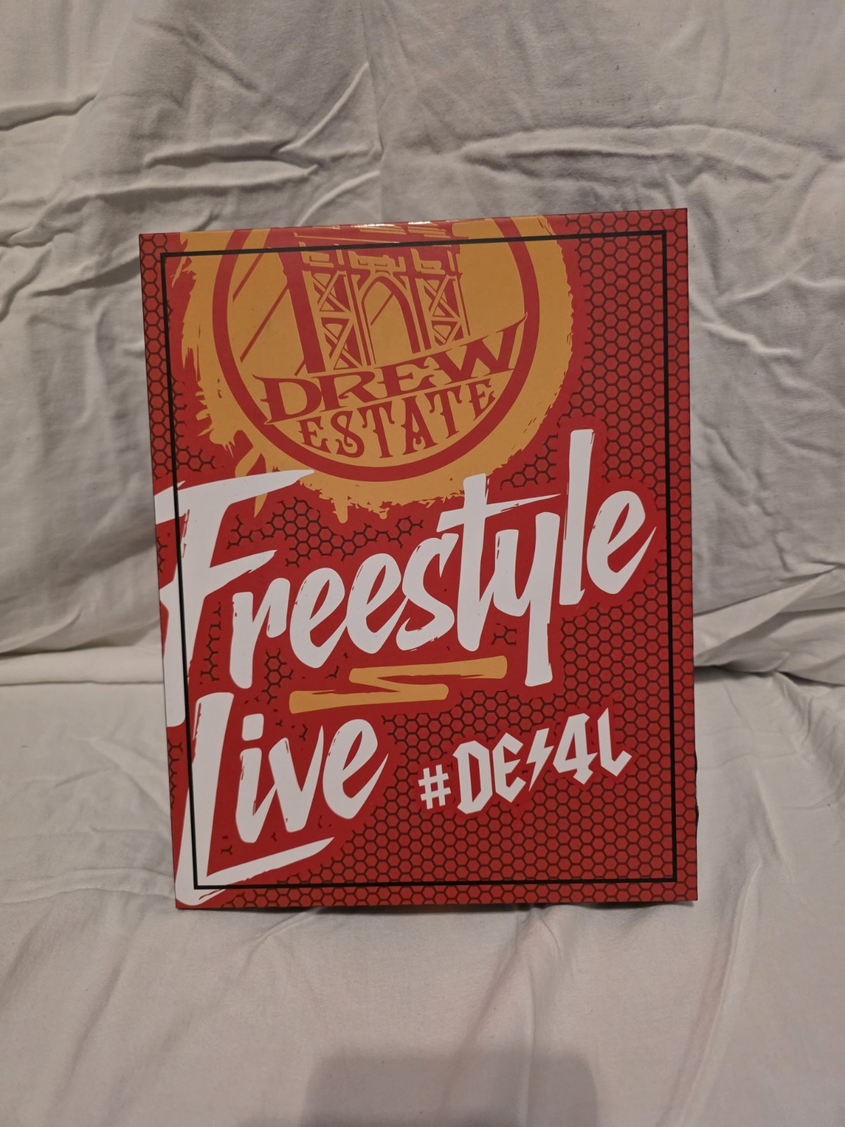 2024 Drew Estate Freestyle Live Kit  (Single Torch Lighter, Lanyard, and Cutter)