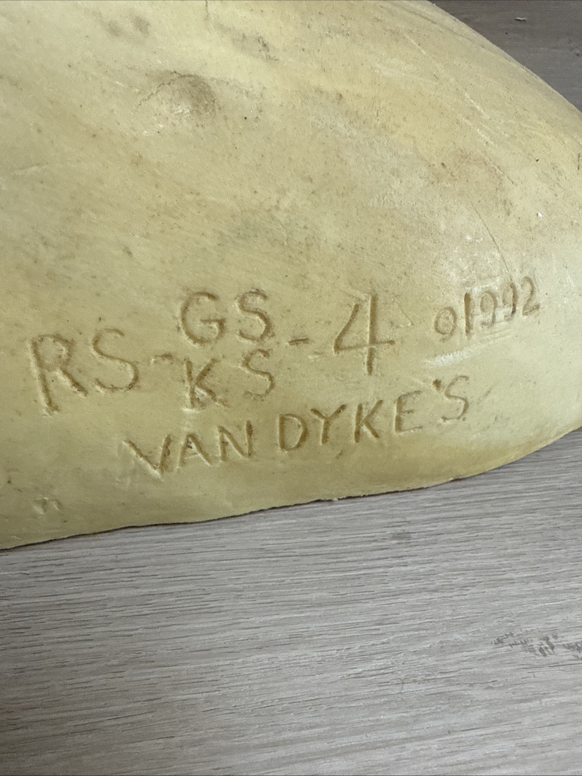 Van Dyke Large Bear Rug Shell Form Open Mouth 1992