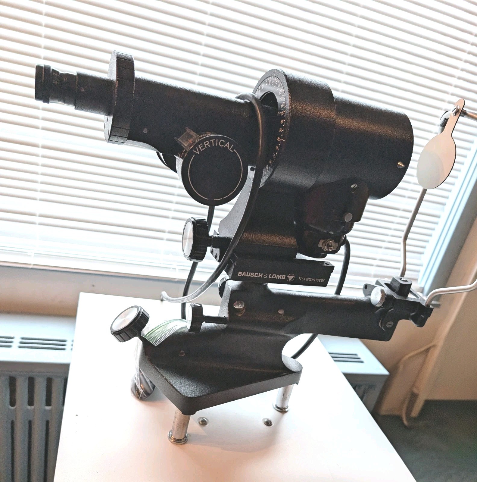 Bausch & Lomb Manual Keratometer. Working. Use or Display. 71-21-35