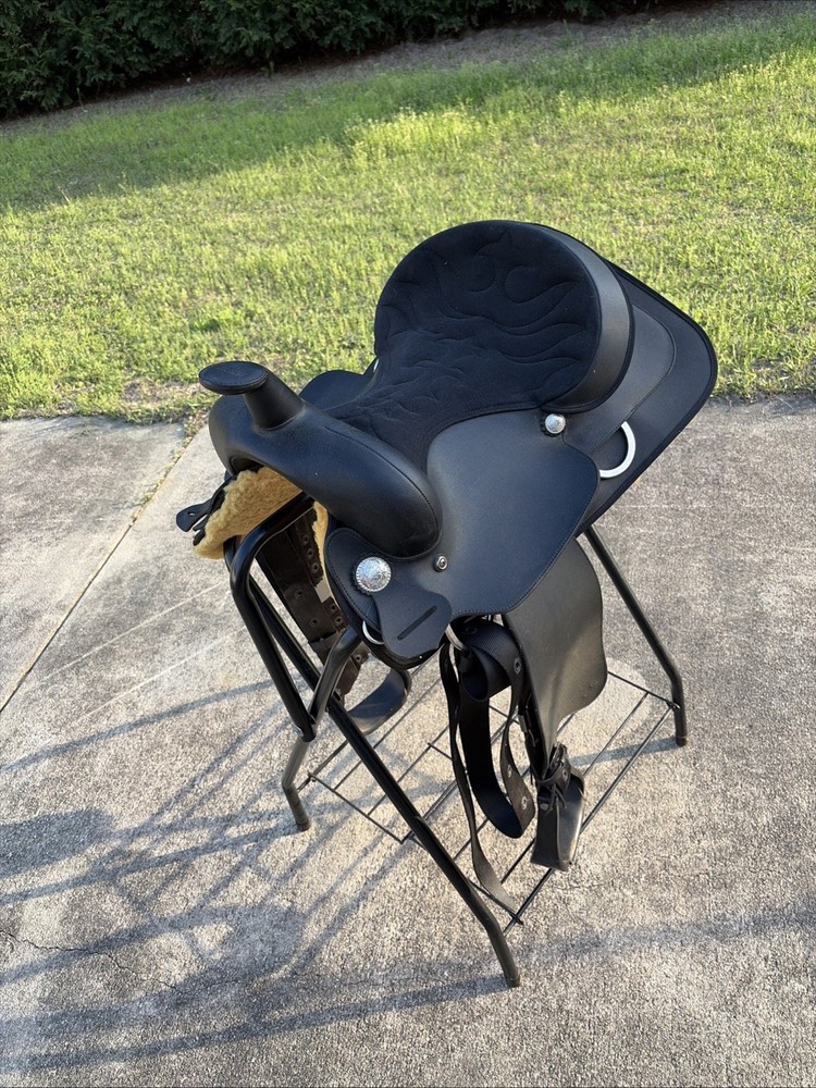 Wintec Saddle Black Seat