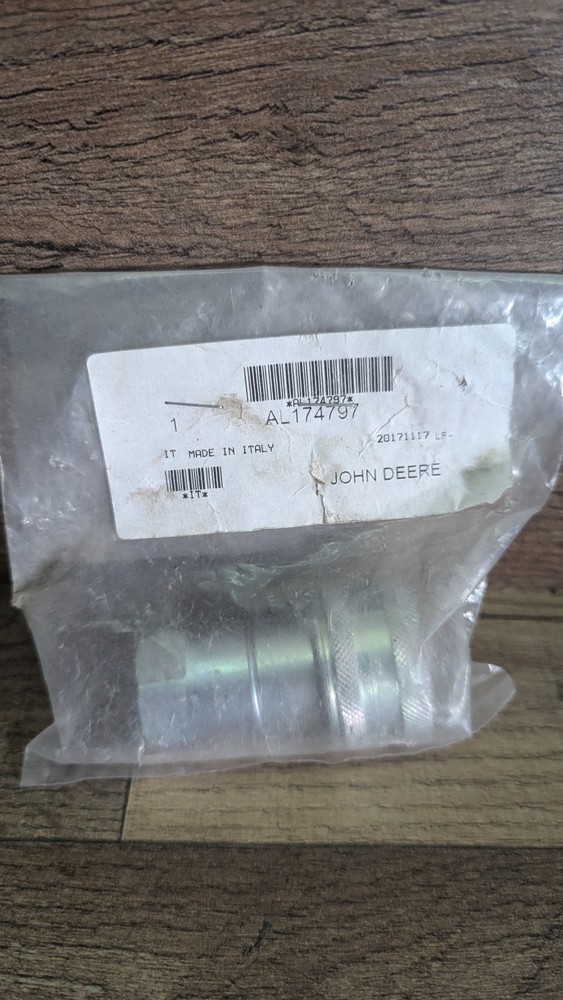 Genuine John Deere OEM Hydr. Quick Coupler Socket #AL174797