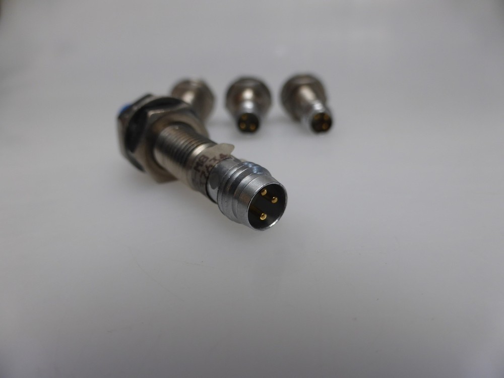 Contrinex Inductive Proximity Switch DW-AS-612-M8-001