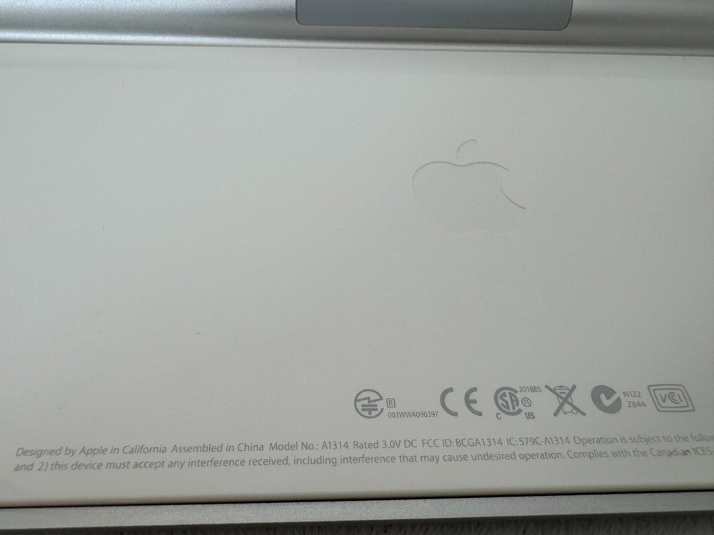 Apple Wireless Keyboard A1314 & Magic Mouse A1657 Sets –Tested & Great Condition