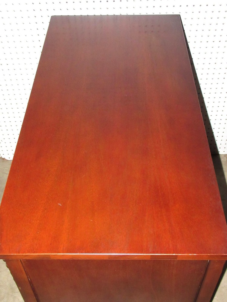 Mahogany Server