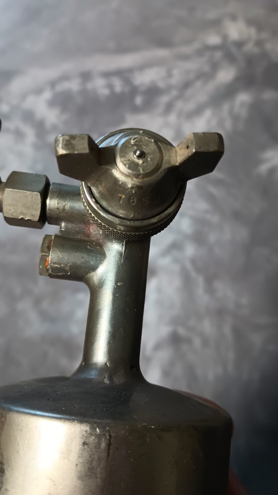 Binks Model 8E Paint Spray Gun