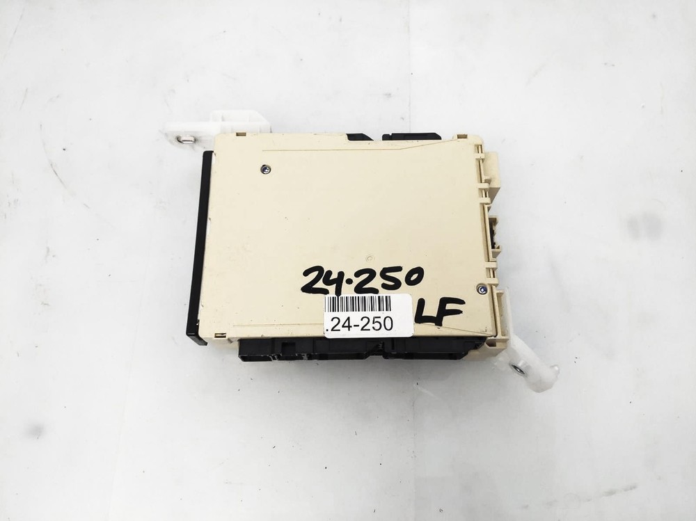 2021-2022 Toyota Corolla Sedan Multi Plex Network Computer Module Unit