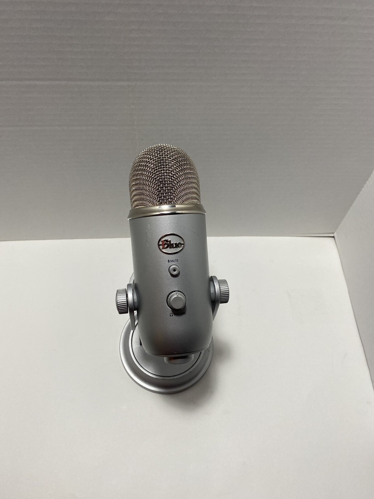 Blue Yeti USB Microphone [ Pre - Owned ] Tested and Working