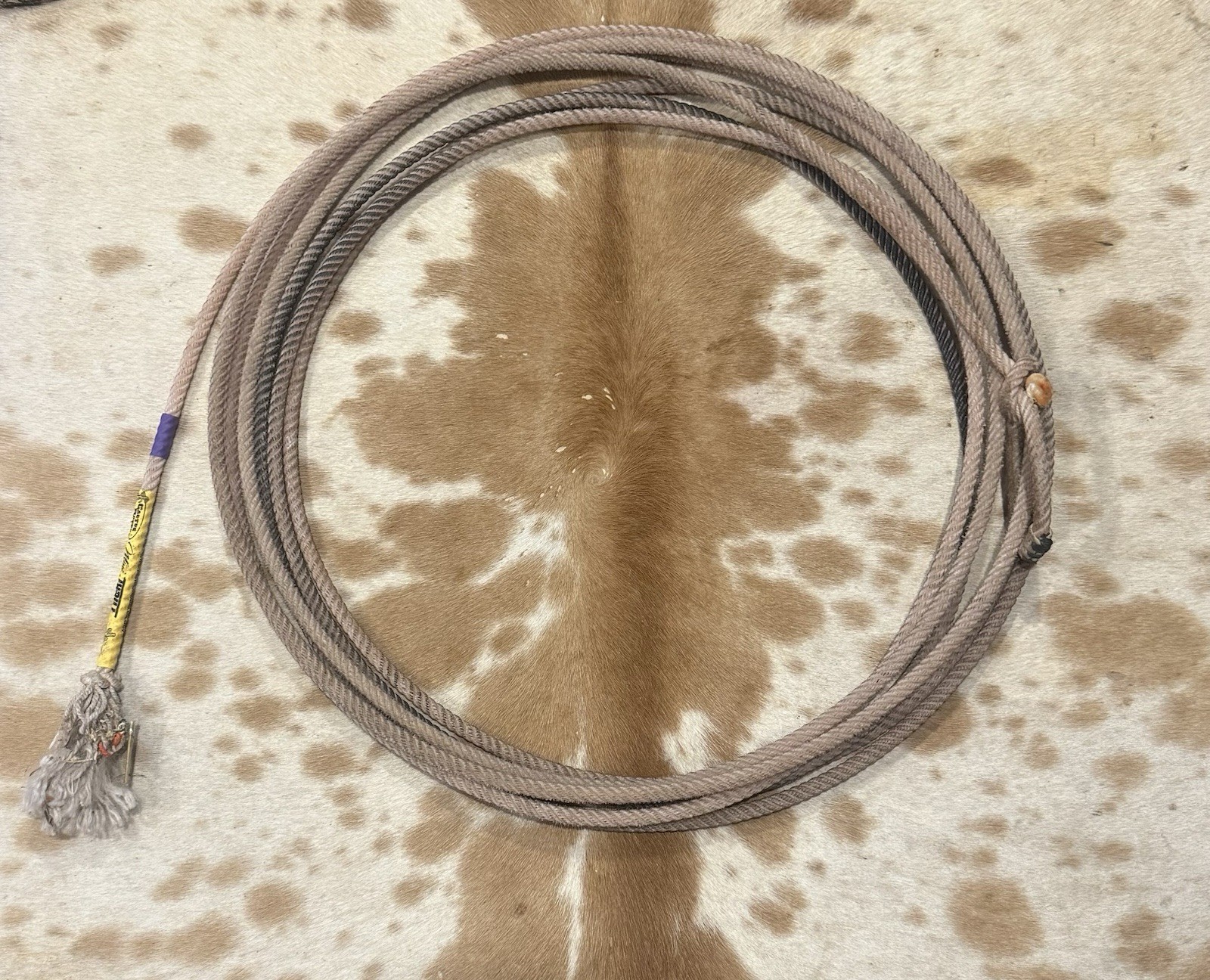 Used Lariat Team Ropes. Assorted Colors Still Good To Use Or Great For Crafts.