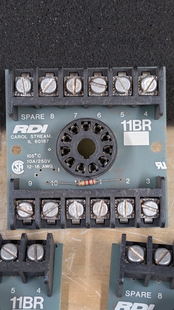 RDI relay socket 11BR
